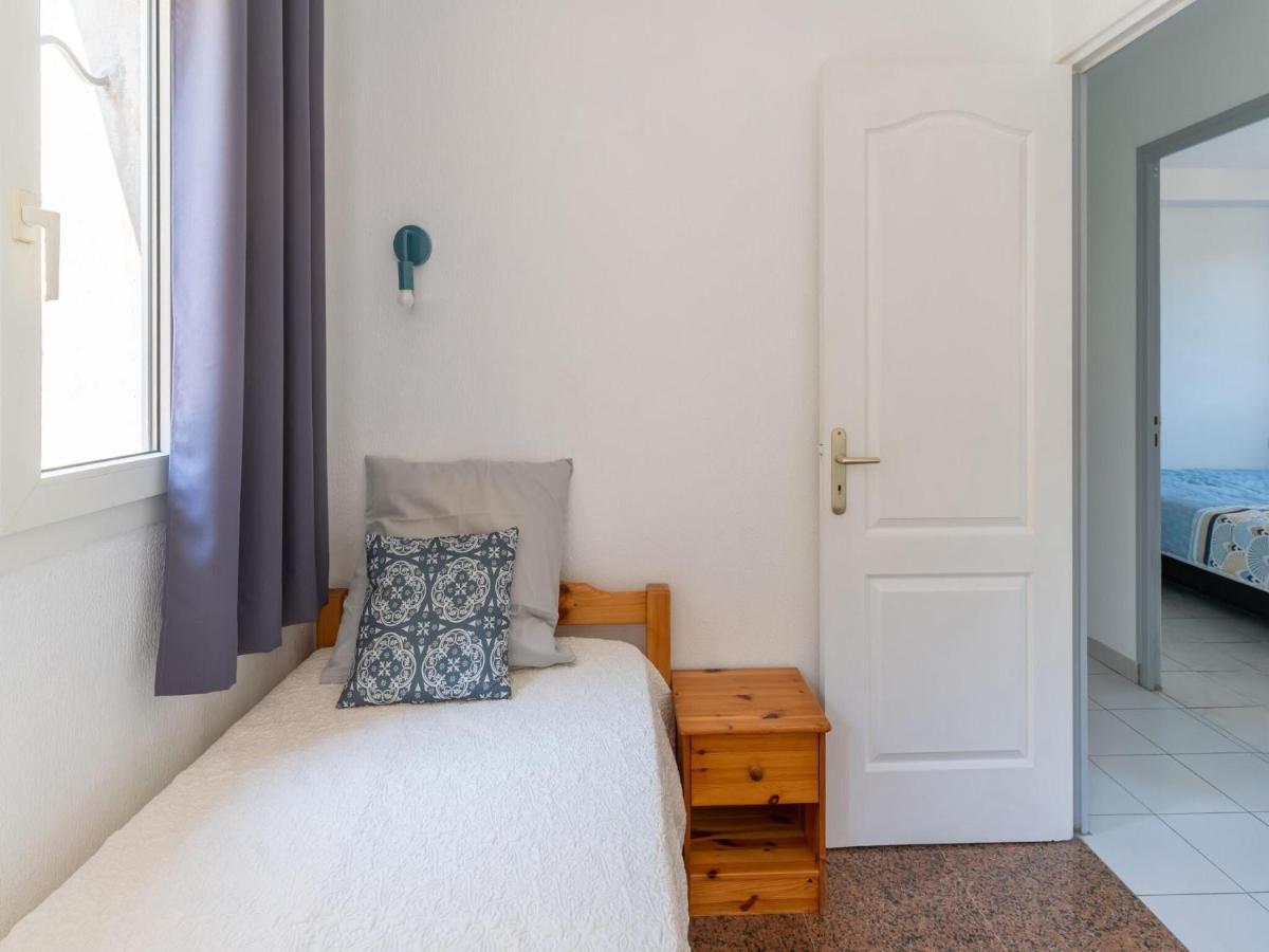 Cosy Holiday Home In Minerve With Garden Exteriör bild