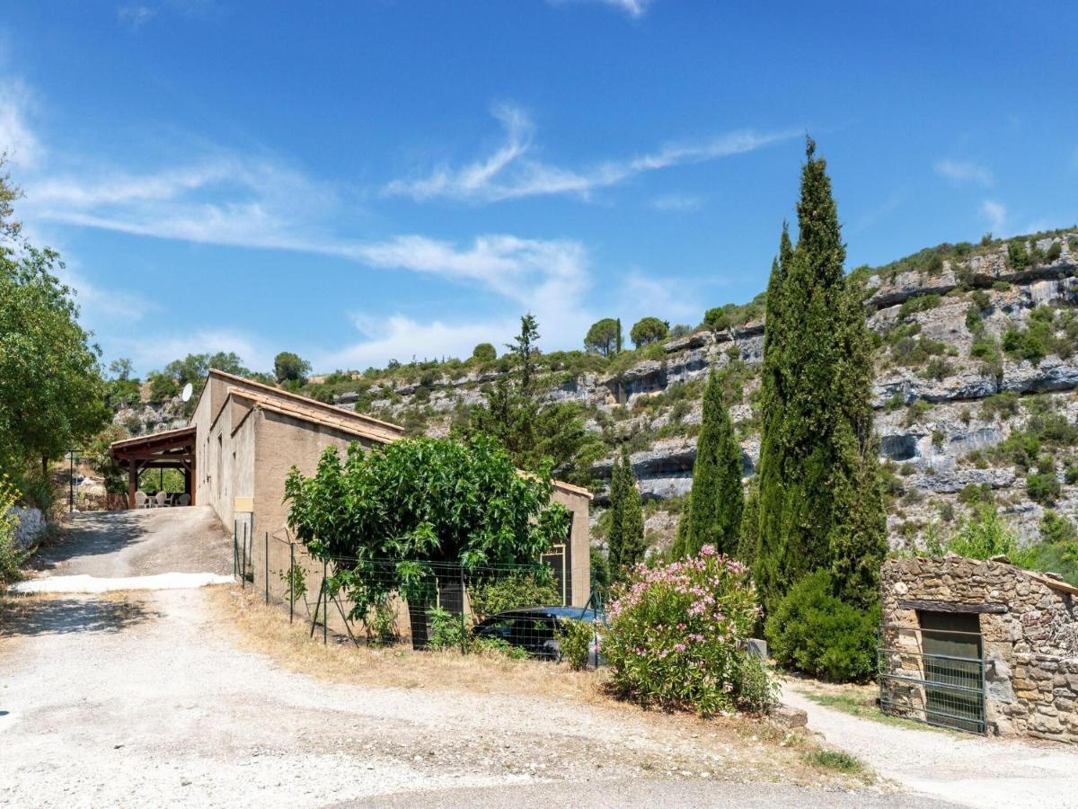 Cosy Holiday Home In Minerve With Garden Exteriör bild